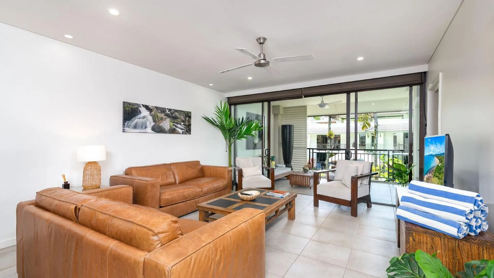 201 And 202 Temple By The Sea - 3 Bedroom Port Douglas Apartment