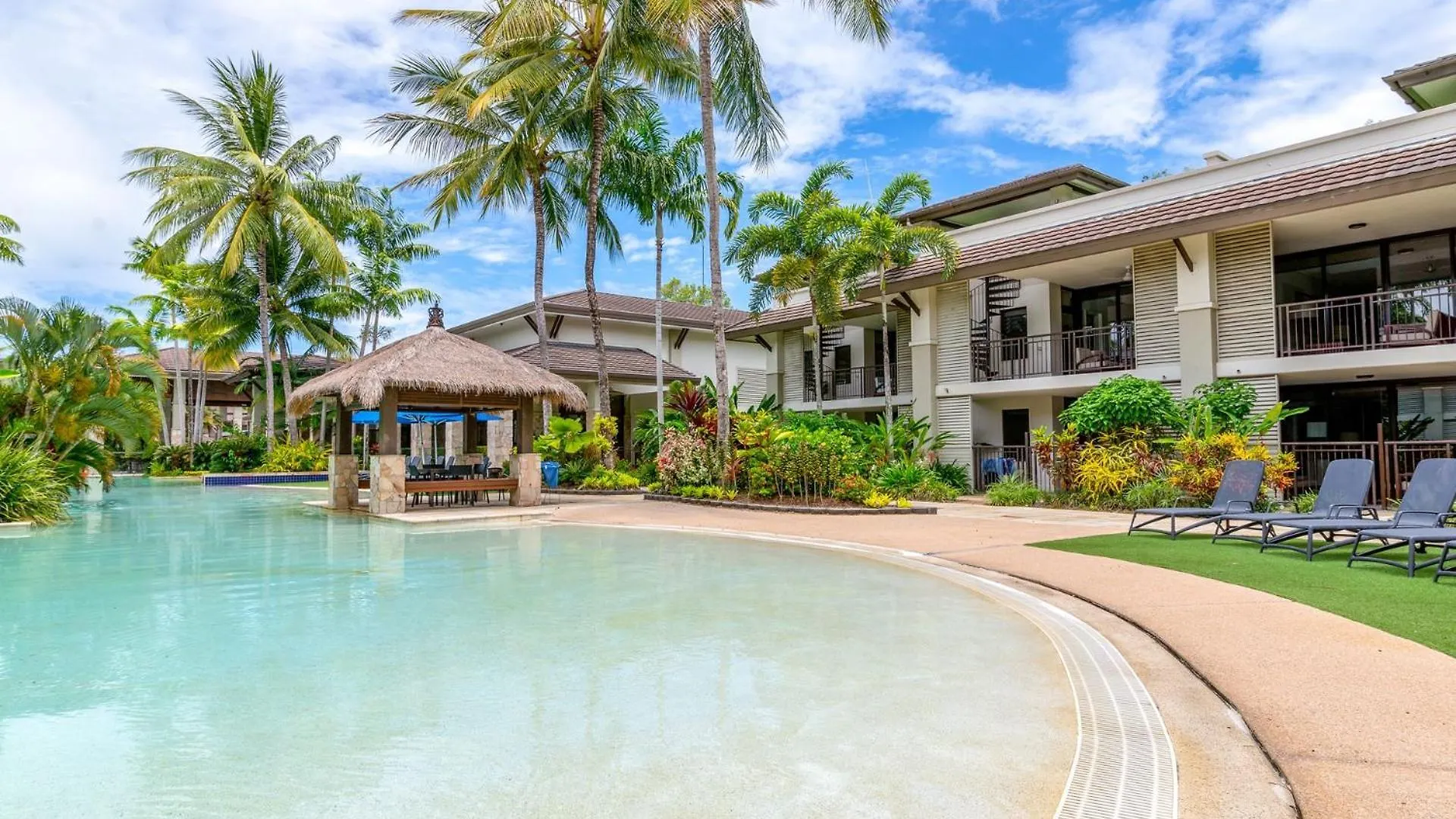 Apartment 201 And 202 Temple By The Sea - 3 Bedroom Port Douglas